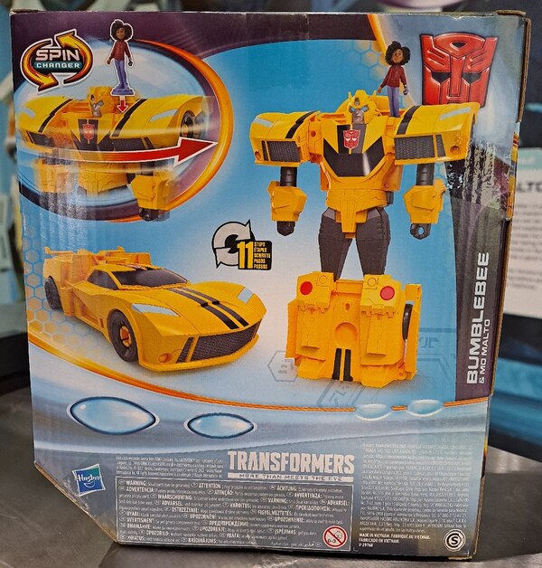 Image Of Transformers Earthspark Bumblebee In Package  (2 of 49)